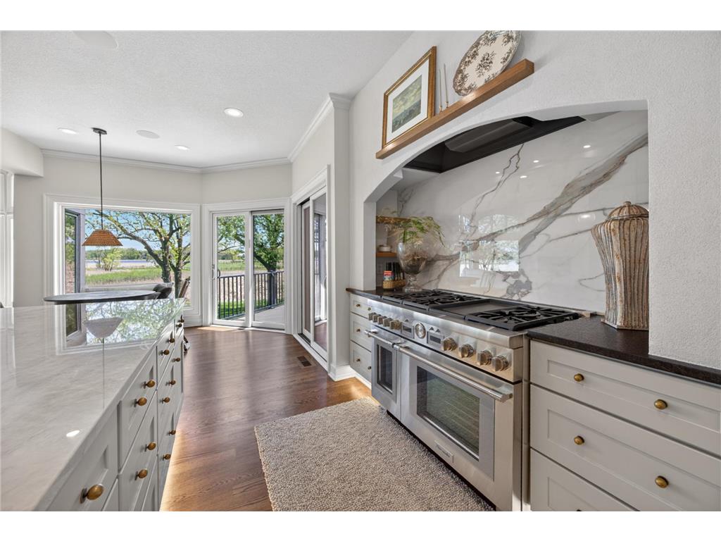 1000 Old Crystal Bay Road S Orono MN 55391 - French 7025347 image10
