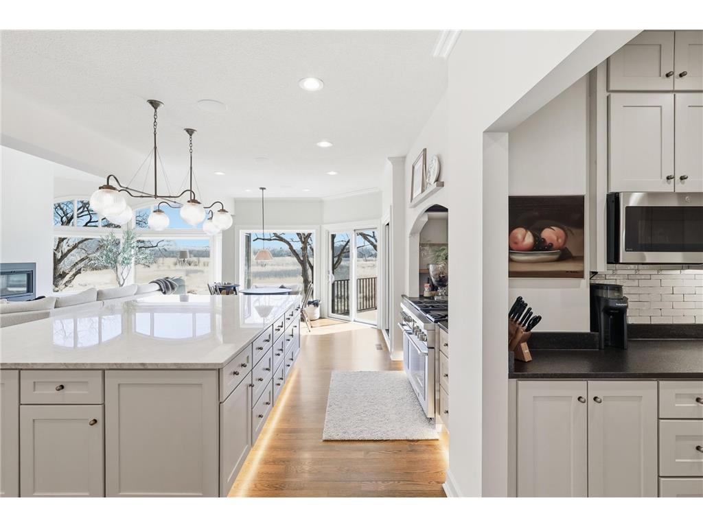 1000 Old Crystal Bay Road S Orono MN 55391 - French 7025347 image11