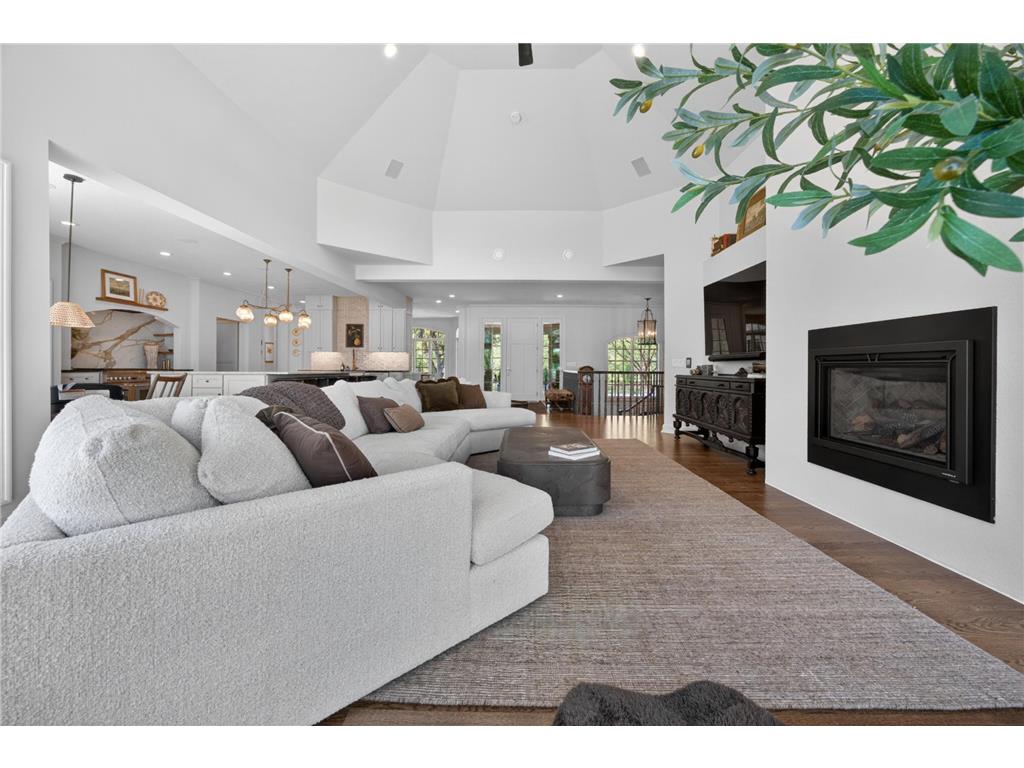 1000 Old Crystal Bay Road S Orono MN 55391 - French 7025347 image15
