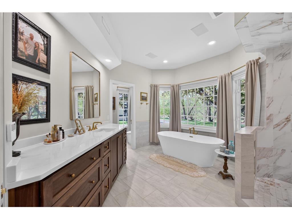 1000 Old Crystal Bay Road S Orono MN 55391 - French 7025347 image22