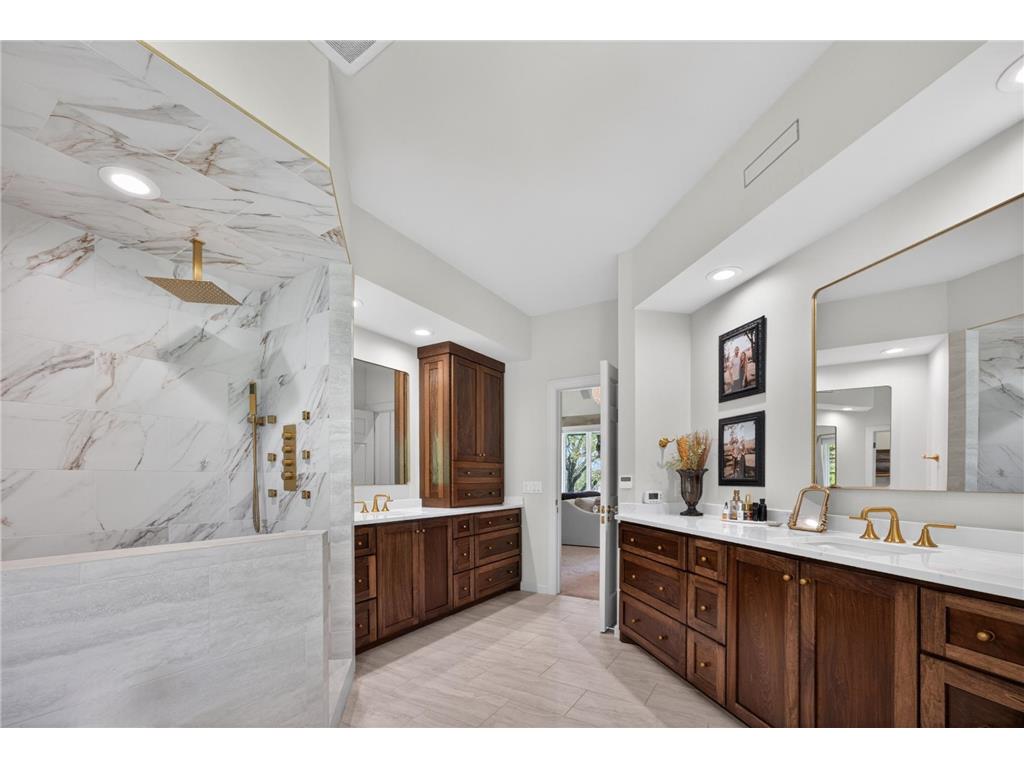 1000 Old Crystal Bay Road S Orono MN 55391 - French 7025347 image24