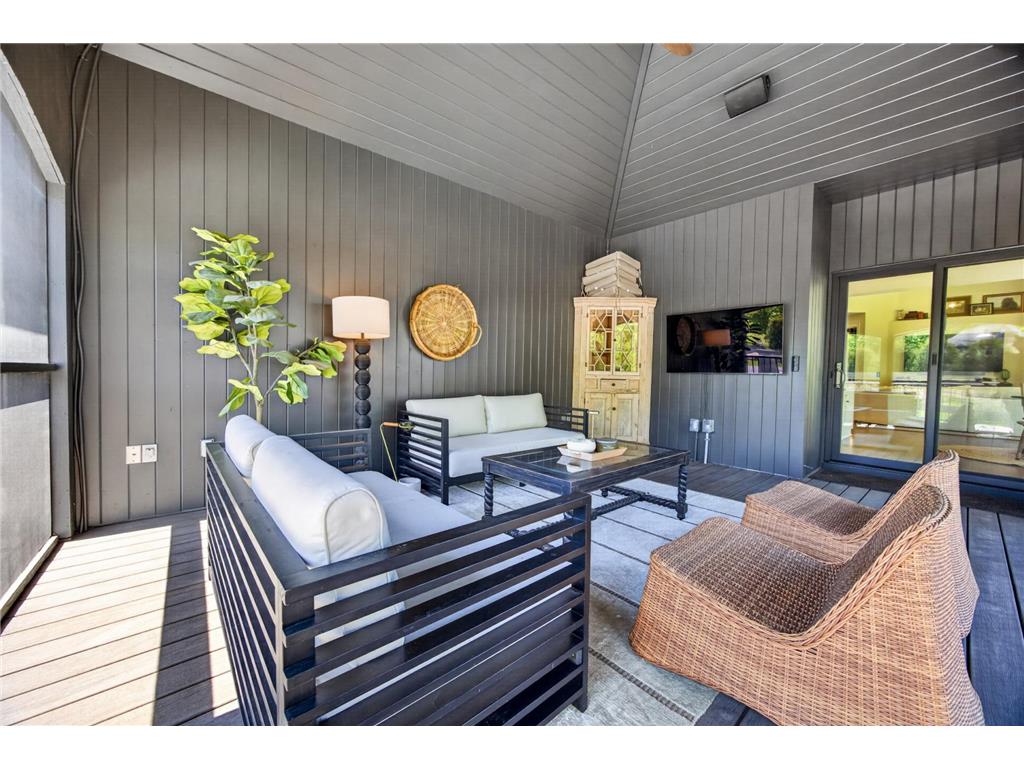 1000 Old Crystal Bay Road S Orono MN 55391 - French 7025347 image31