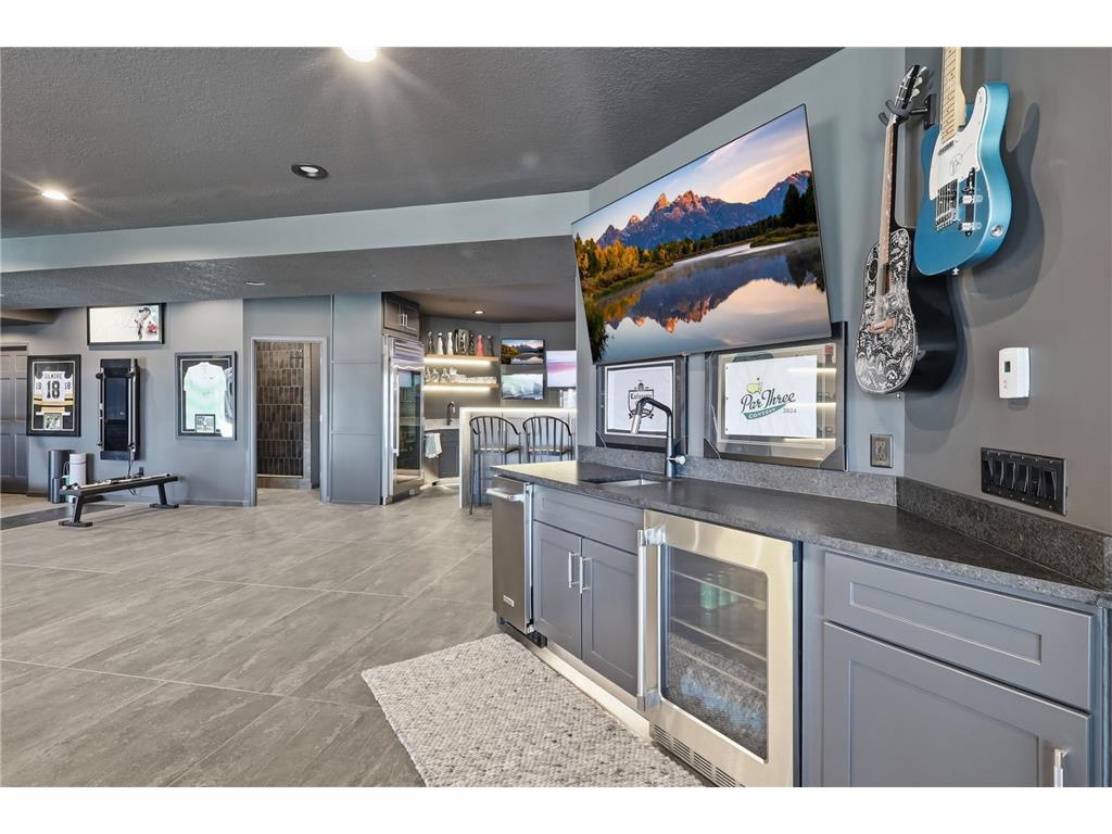 1000 Old Crystal Bay Road S Orono MN 55391 - French 7025347 image47
