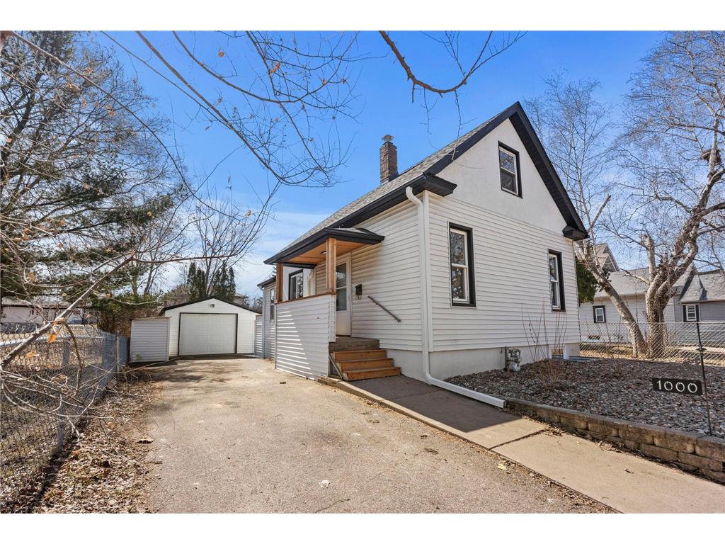 1000 Seminary Avenue Saint Paul MN 55104 7019779 image1