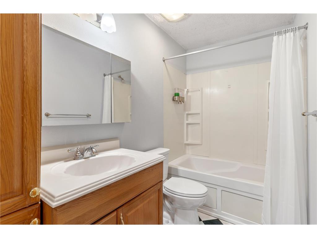 1000 Summerfield Drive Northfield MN 55057 7075978 image17