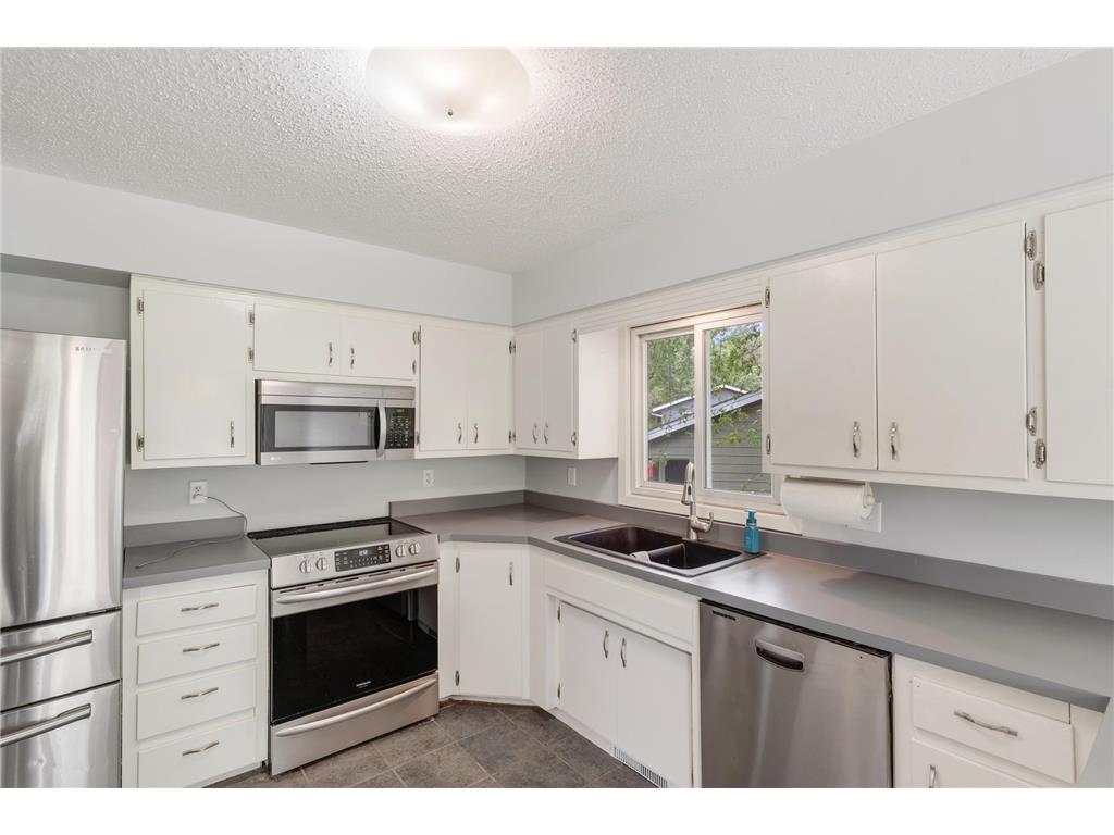 1000 Summerfield Drive Northfield MN 55057 7075978 image3