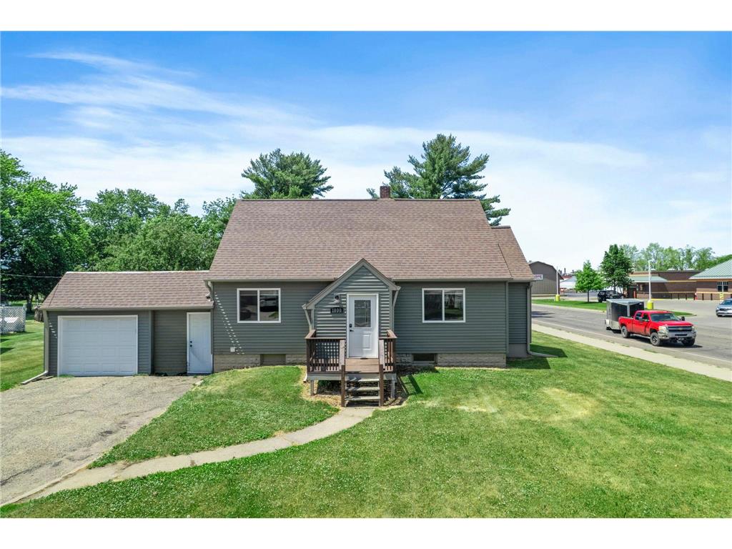 1000 W Lyon Avenue Lake City MN 55041 7083473 image27