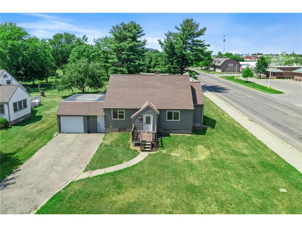 1000 W Lyon Avenue Lake City MN 55041 7083473 image4