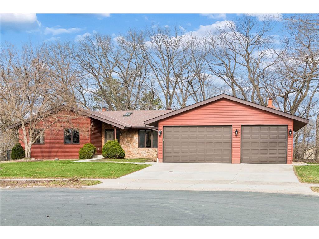 10001 Beard Avenue S Bloomington MN 55431 7046353 image1