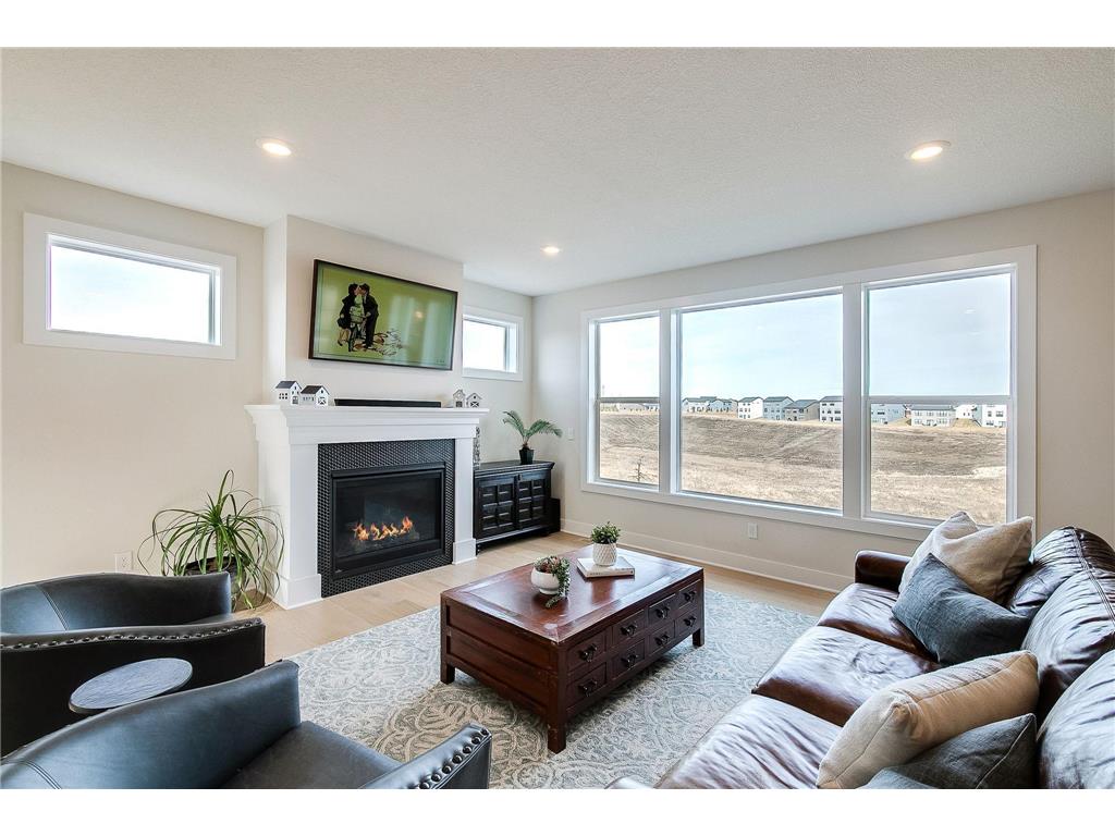 10004 Arrowwood Trail, Woodbury, MN, 55129 MLS 6475383 Edina Realty