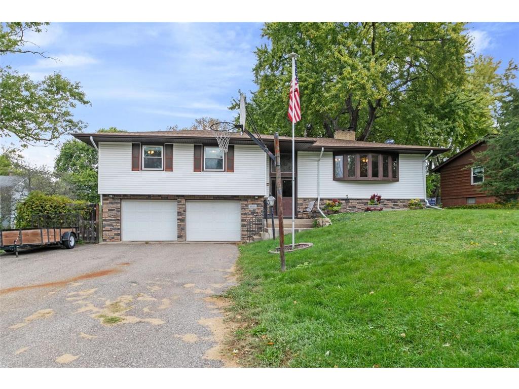 10004 Maple Circle Bloomington MN 55431 6811290 image1