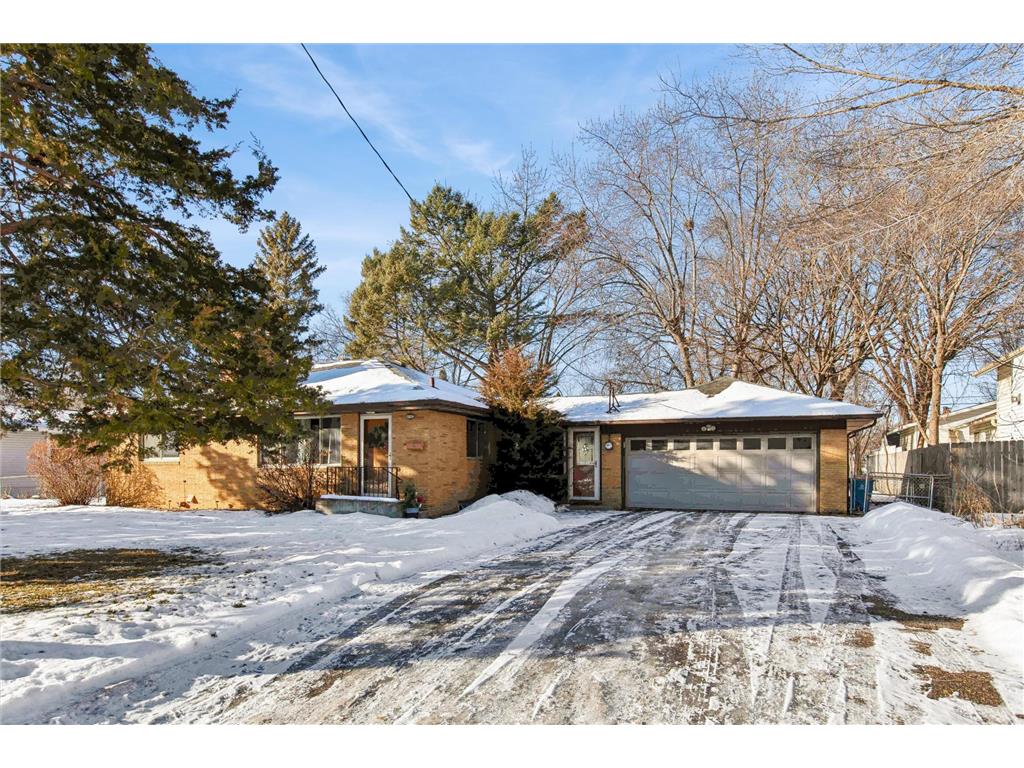 10004 Wentworth Avenue S Bloomington MN 55420 7008229 image1
