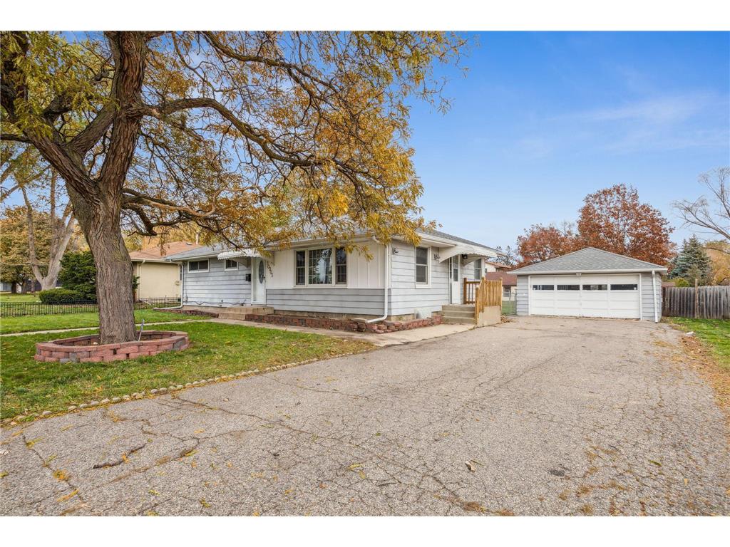 10005 Portland Avenue S Bloomington MN 55420 6453207 image1