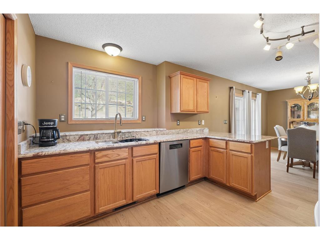 10007 Pleasure Creek Circle NE Blaine MN 55434 7036339 image8