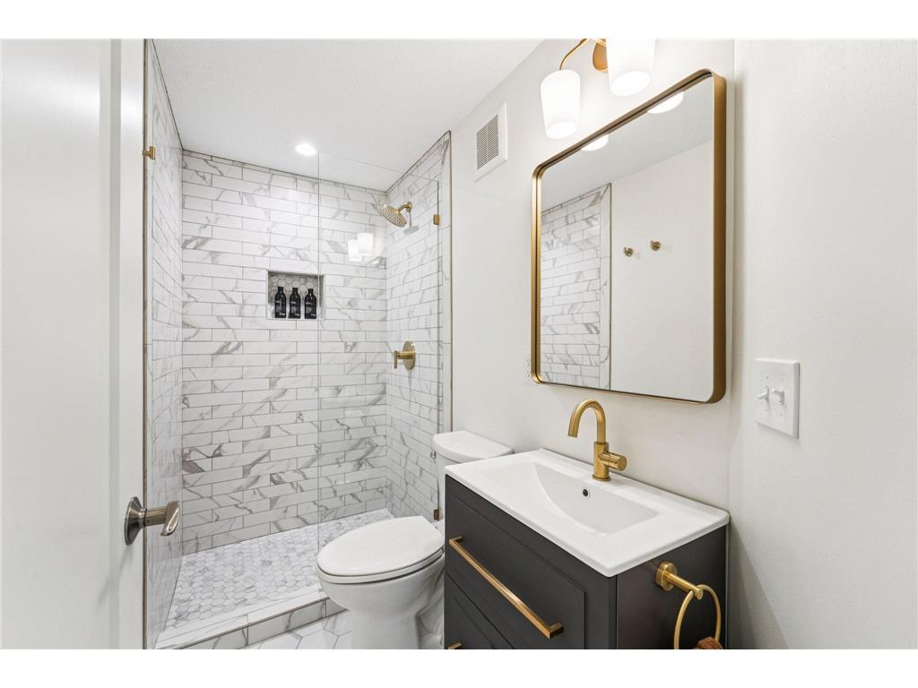 10009 Frederick Place Eden Prairie MN 55347 6801235 image42