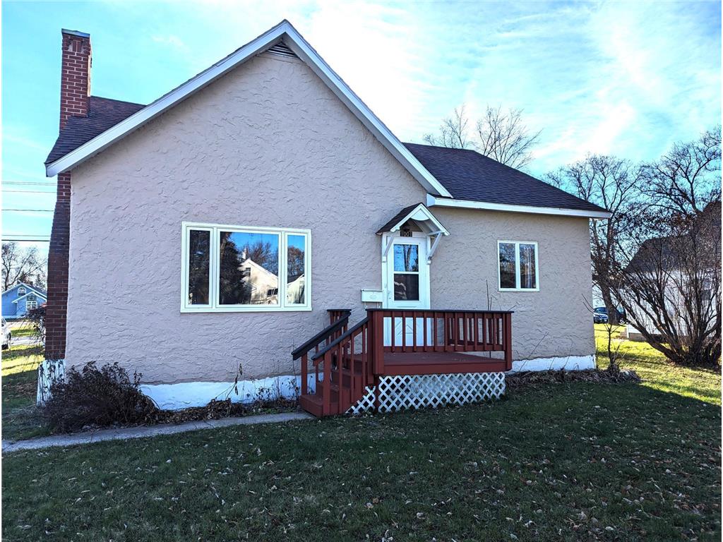 1001 10th Street International Falls MN 56649 6462016 image1