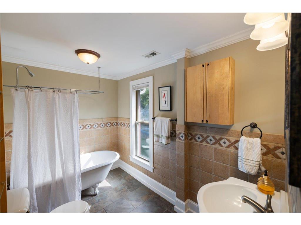 1001 26th Avenue NE Minneapolis MN 55418 6809241 image31