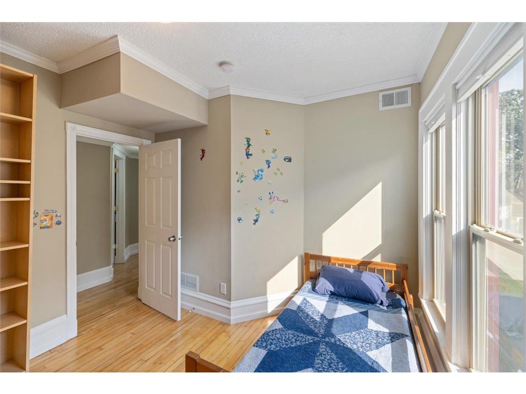 1001 26th Avenue NE Minneapolis MN 55418 7040975 image34
