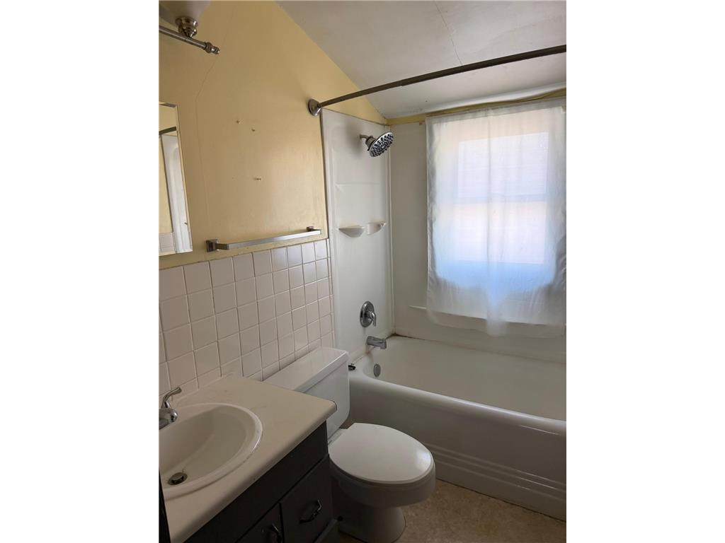 1001 2nd Street N Fargo ND 58102 7078235 image22