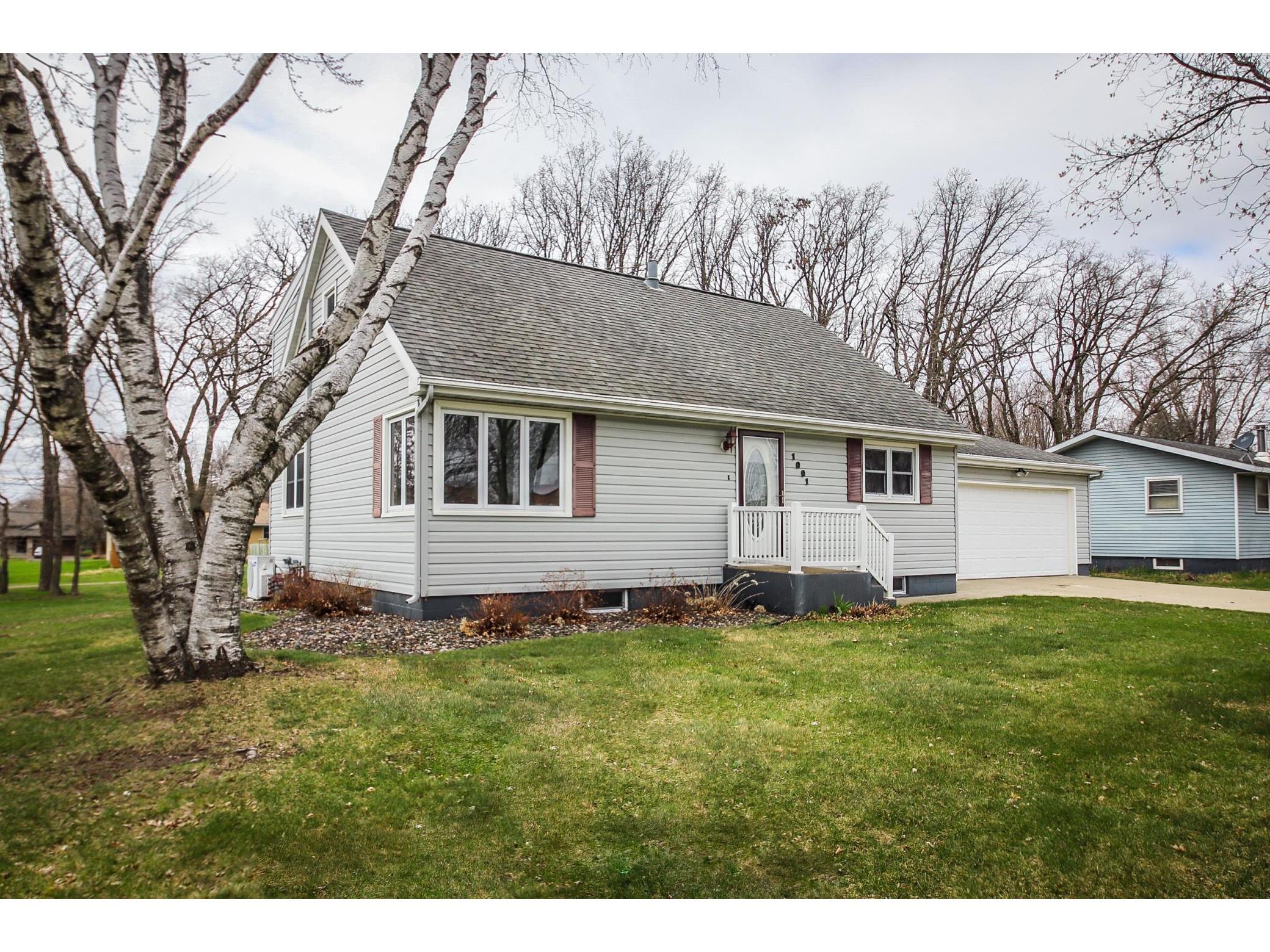 1001 4 1/2 Avenue N, Sauk Rapids, MN 56379 MLS 5740839 Edina Realty