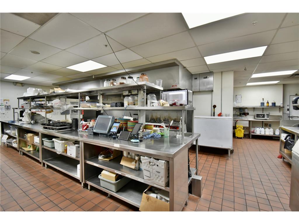 1001 Division Street Waite Park MN 56387 6709189 image31