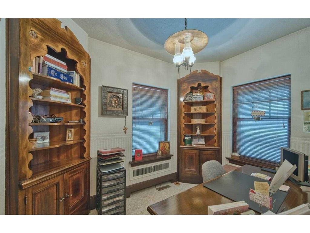 1001 E Howard Street Hibbing MN 55746 7023560 image12