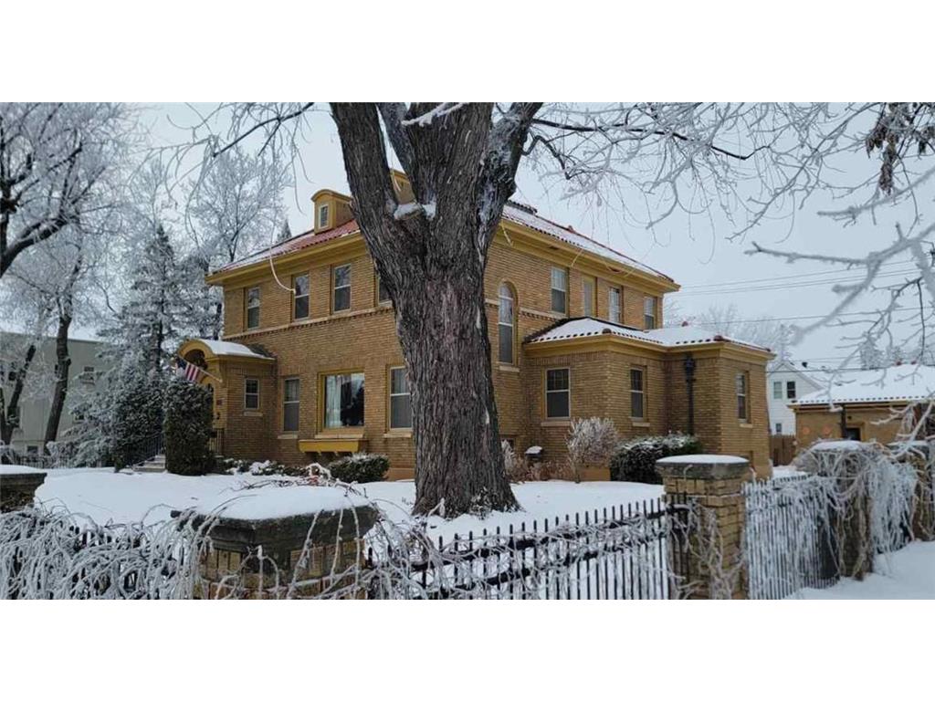 1001 E Howard Street Hibbing MN 55746 7023560 image3
