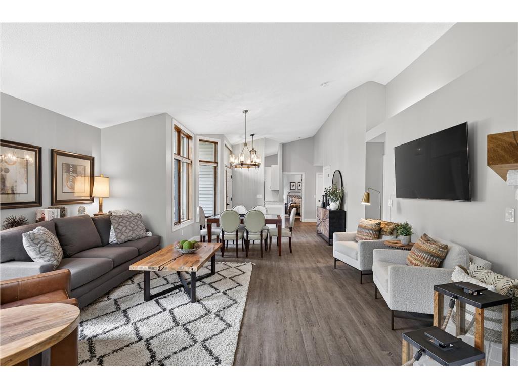 1001 E Travelers Trail Burnsville MN 55337 7107755 image12