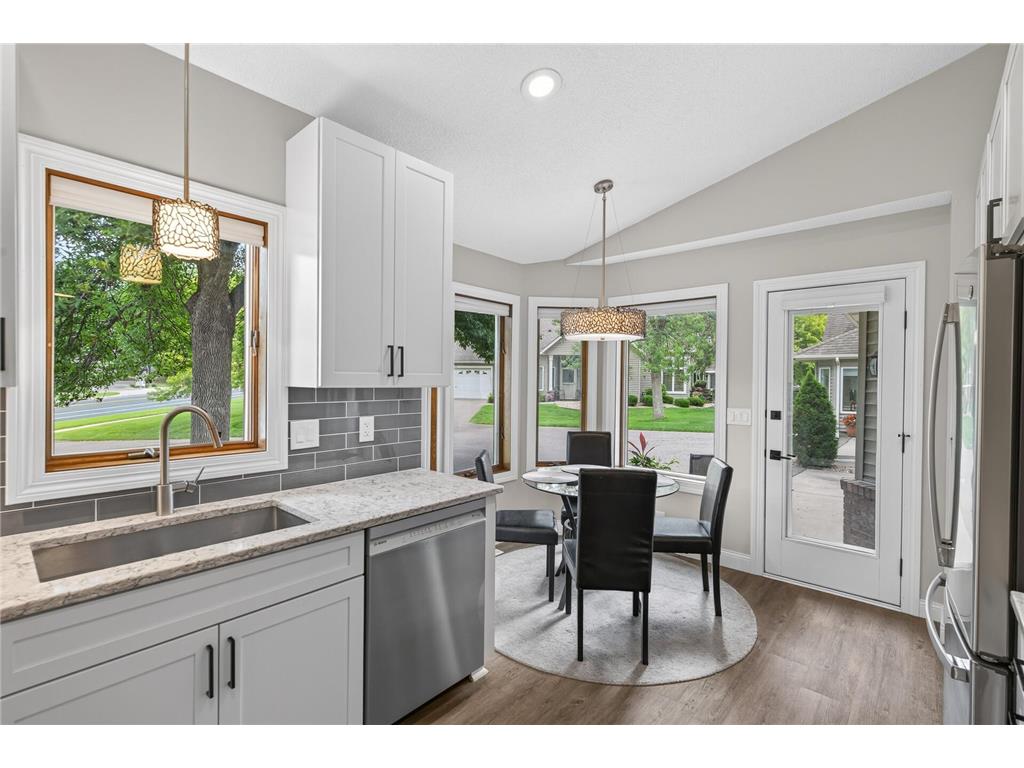 1001 E Travelers Trail Burnsville MN 55337 7107755 image17