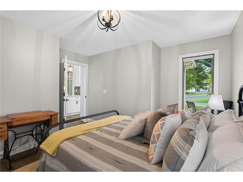 1001 E Travelers Trail Burnsville MN 55337 7107755 image27