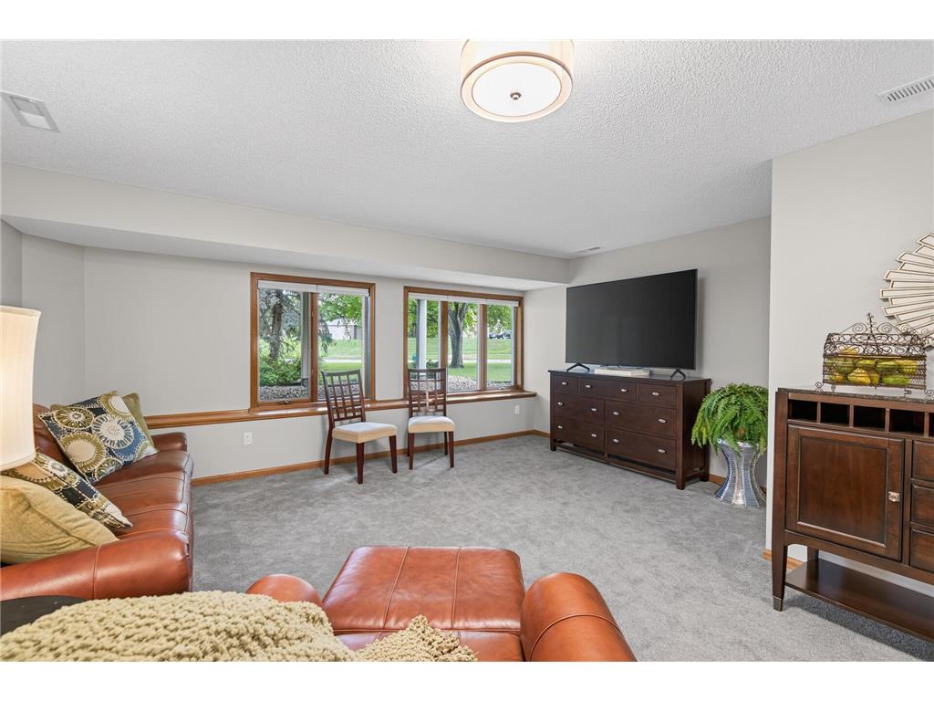 1001 E Travelers Trail Burnsville MN 55337 7107755 image33