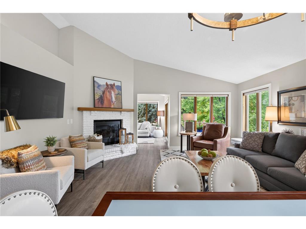 1001 E Travelers Trail Burnsville MN 55337 7107755 image9