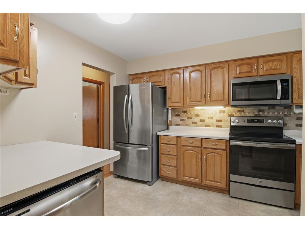 1001 Kinnickinnic Street Hudson WI 54016 7078846 image11