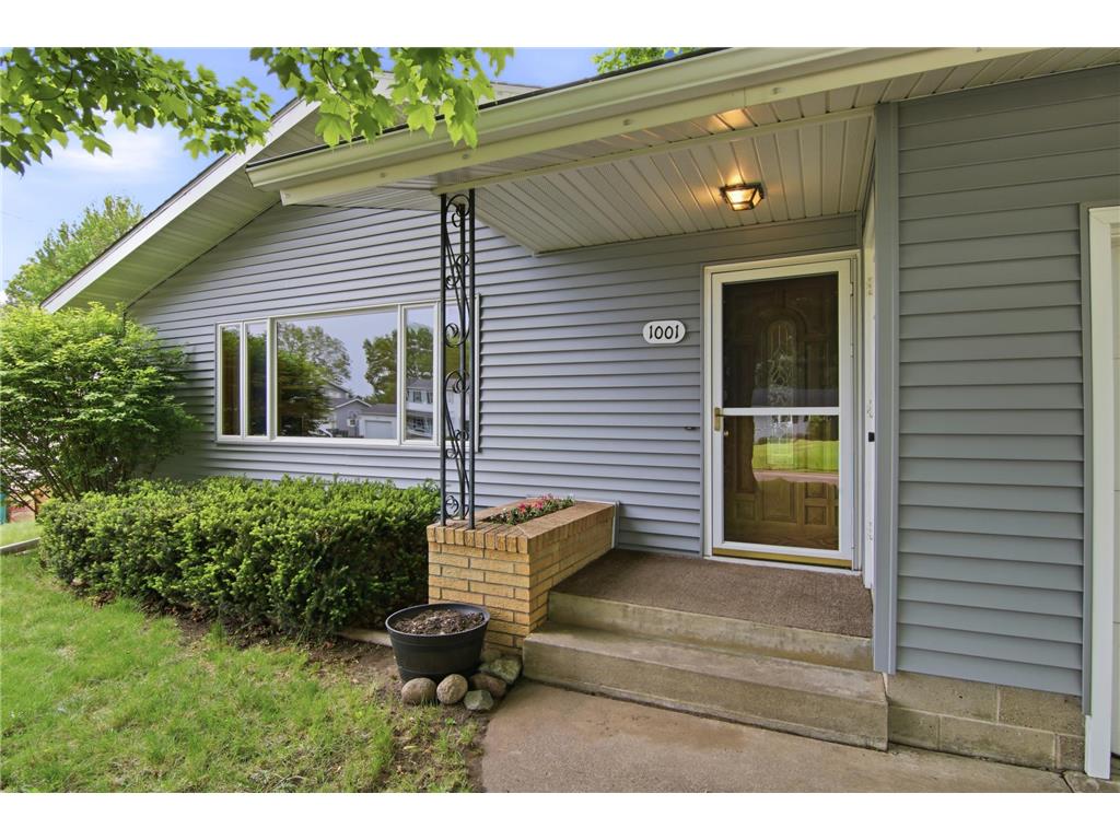 1001 Kinnickinnic Street Hudson WI 54016 7078846 image2