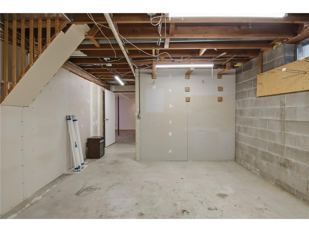 1001 Kinnickinnic Street Hudson WI 54016 7078846 image27