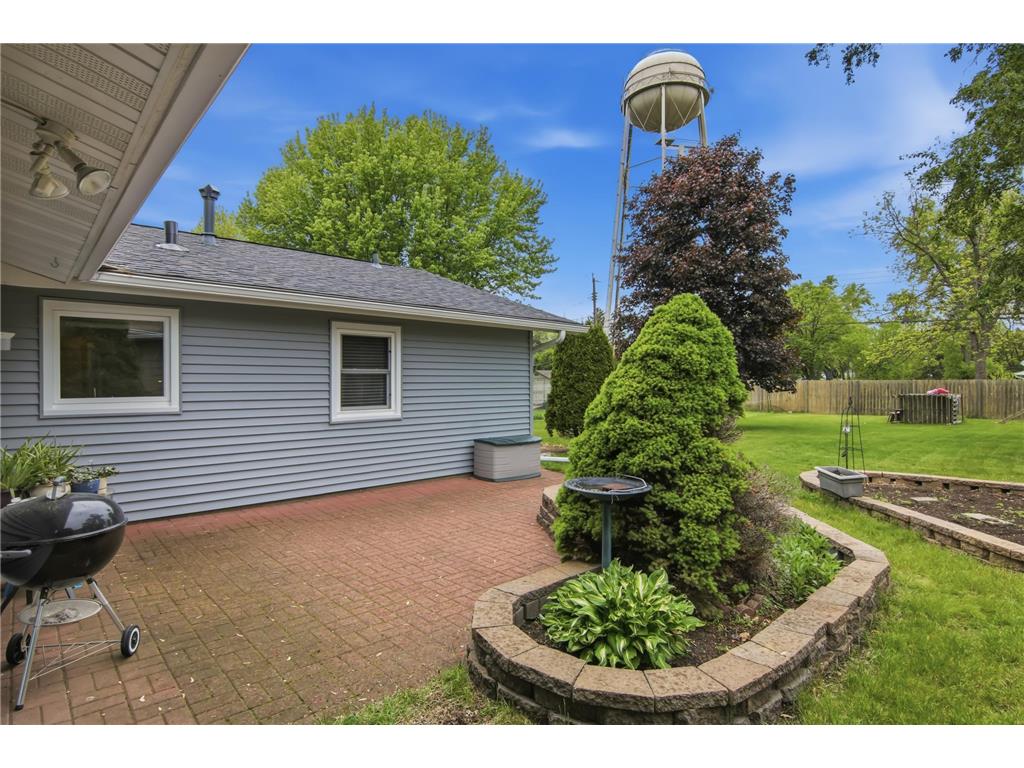 1001 Kinnickinnic Street Hudson WI 54016 7078846 image29