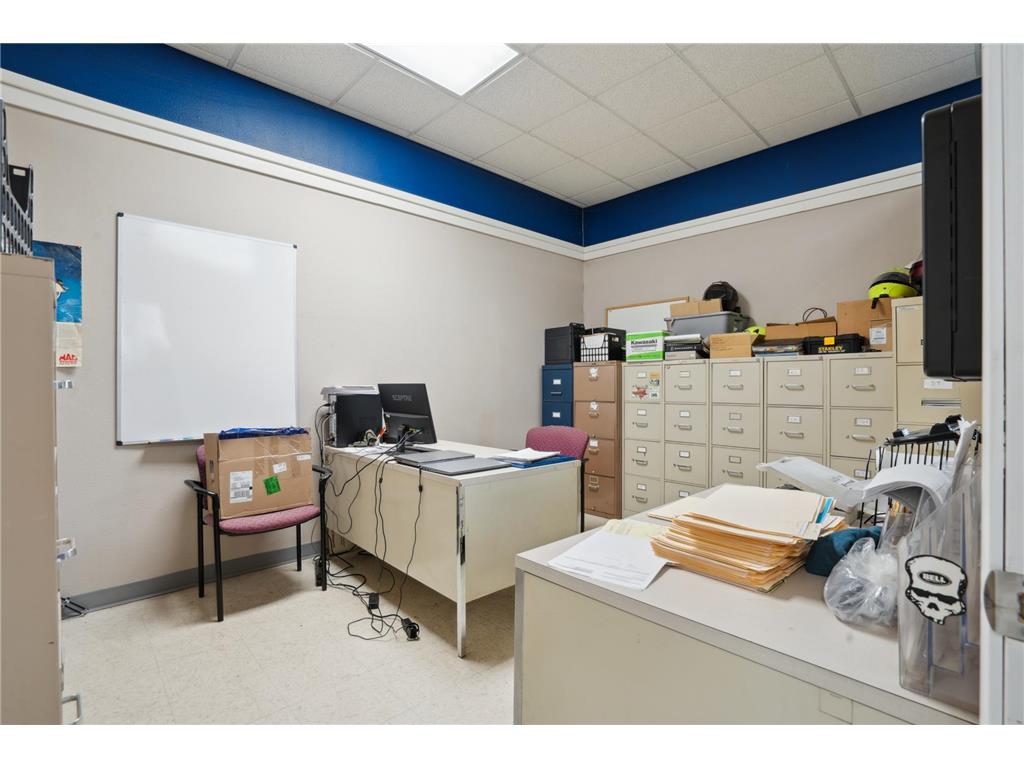 1001 & 1003 Short Street Decorah IA 52101 6705392 image11