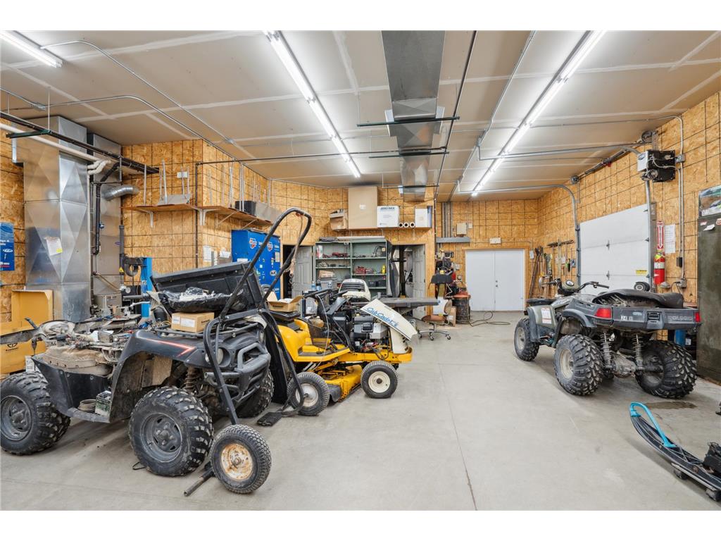 1001 & 1003 Short Street Decorah IA 52101 6705392 image14