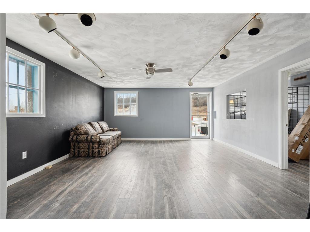 1001 & 1003 Short Street Decorah IA 52101 6705392 image19