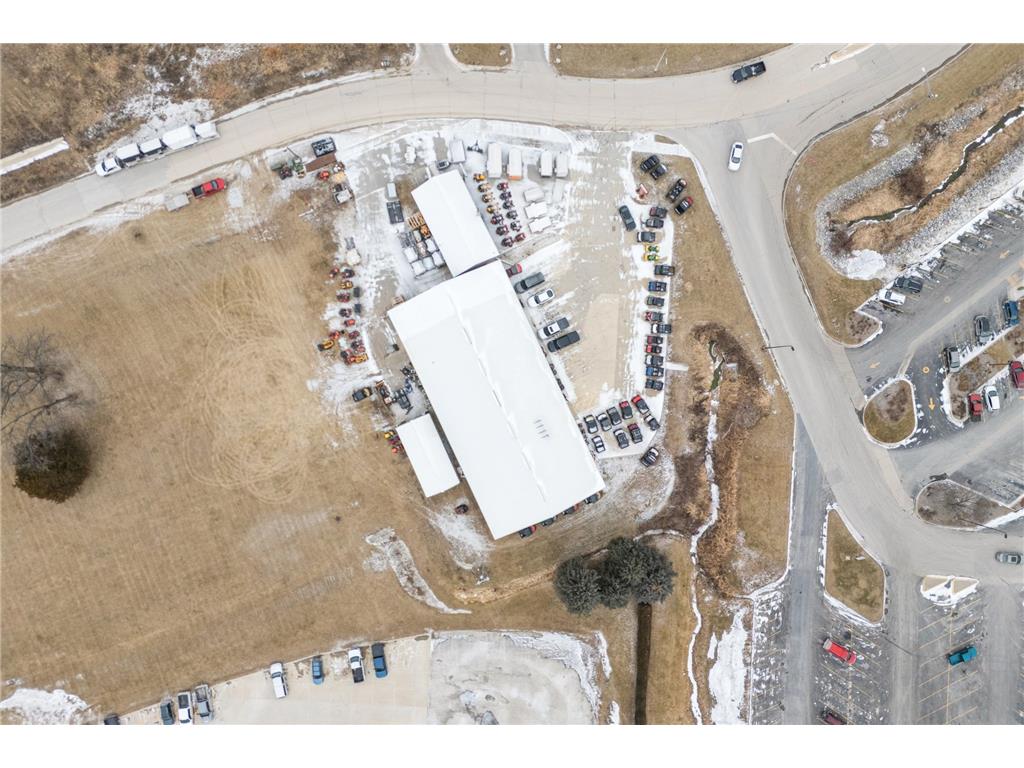 1001 & 1003 Short Street Decorah IA 52101 6705392 image31