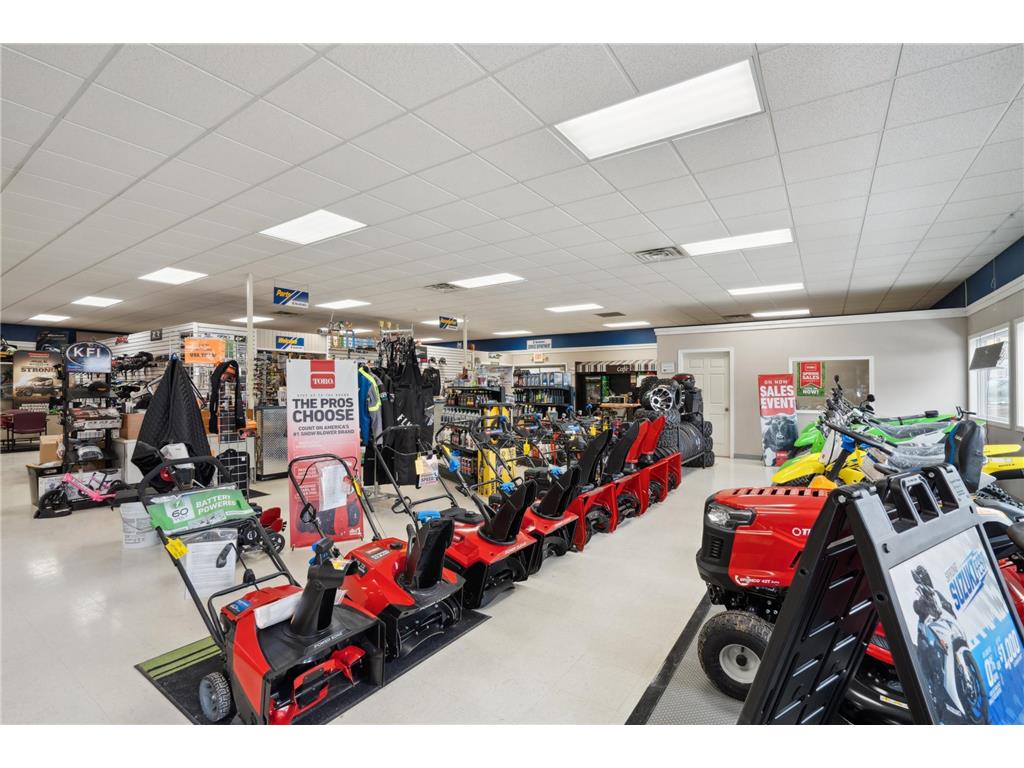 1001 & 1003 Short Street Decorah IA 52101 6705392 image4