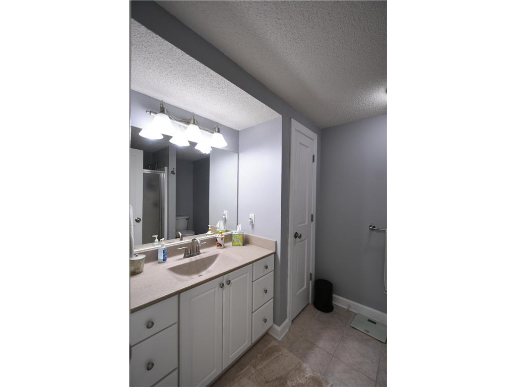 1001 W 6th Street Zumbrota MN 55992 7076916 image25