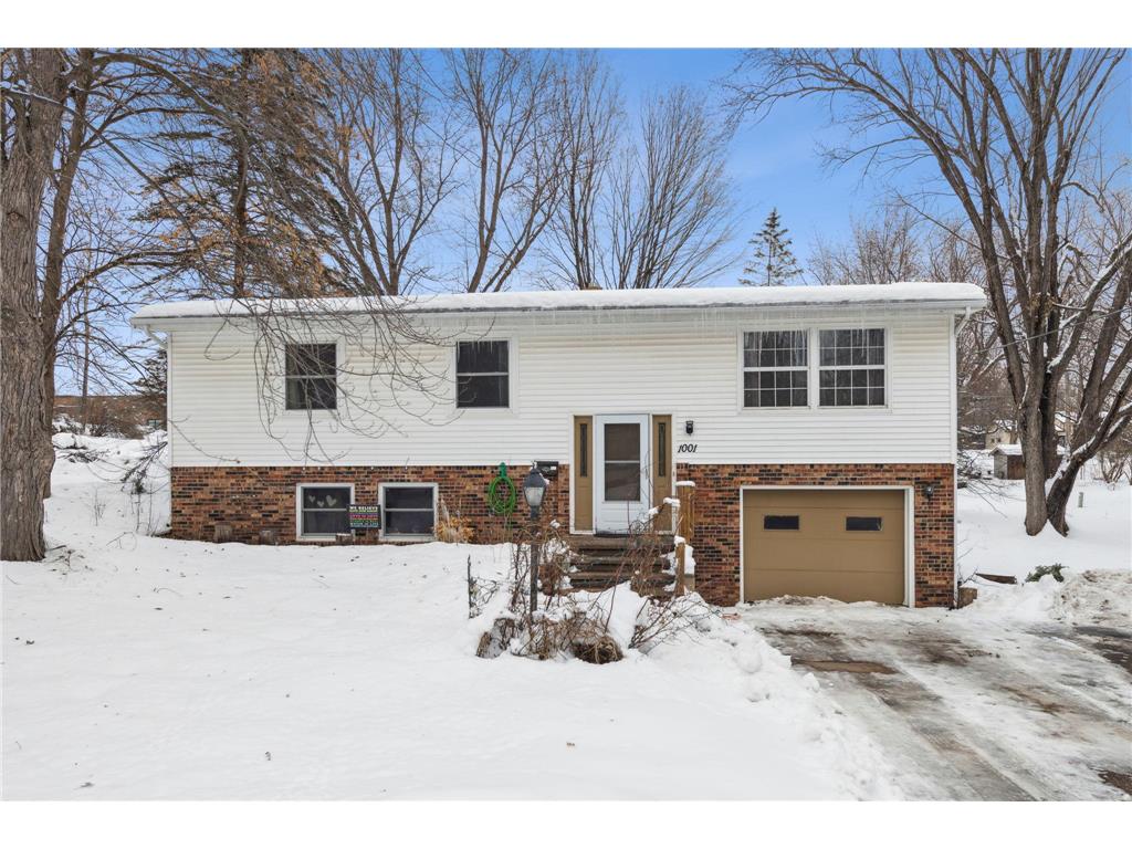 1001 W Maple Street River Falls WI 54022 6321016 image1