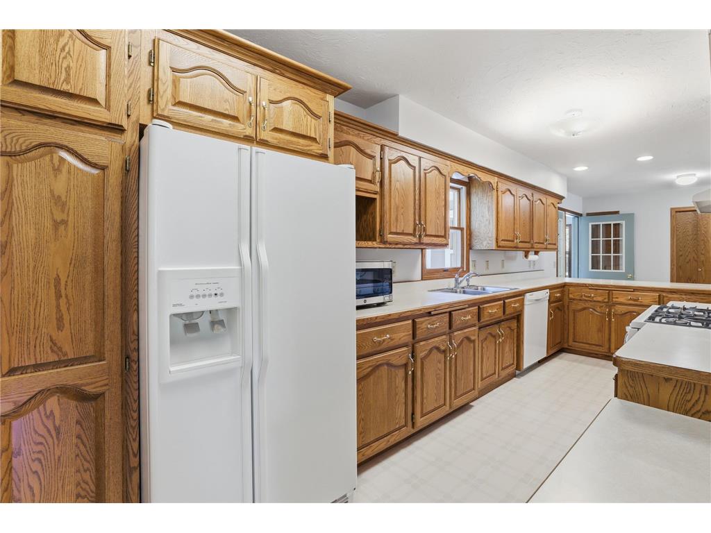 1001 W State Street Belle Plaine MN 56011 7060410 image10