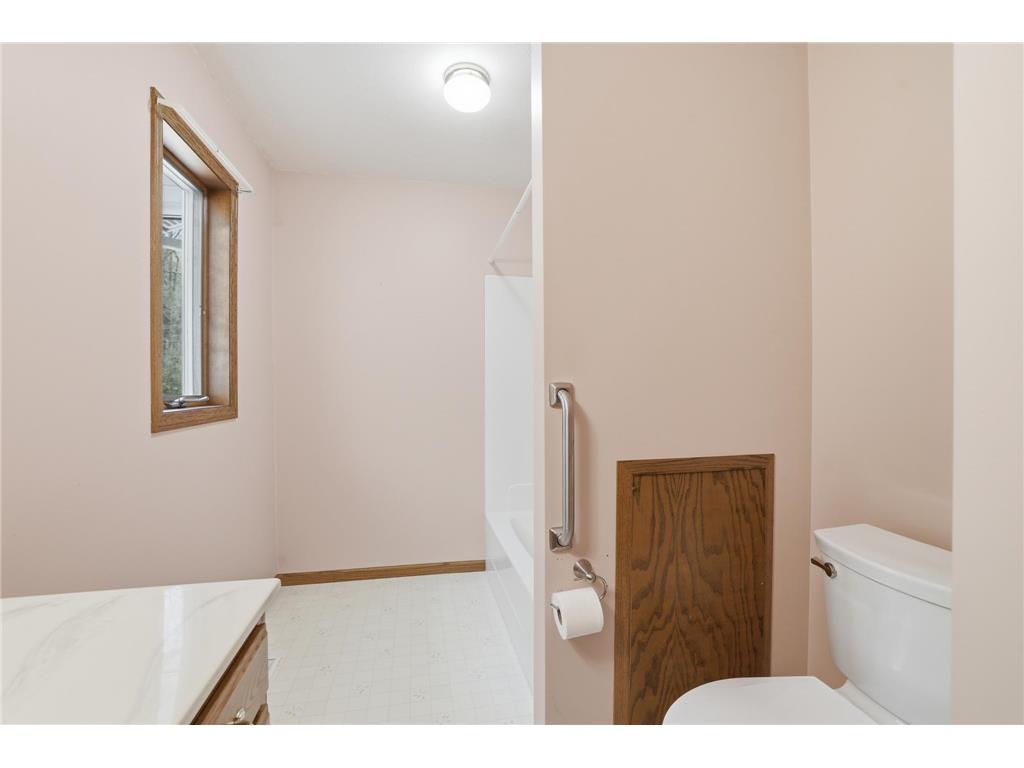 1001 W State Street Belle Plaine MN 56011 7060410 image15