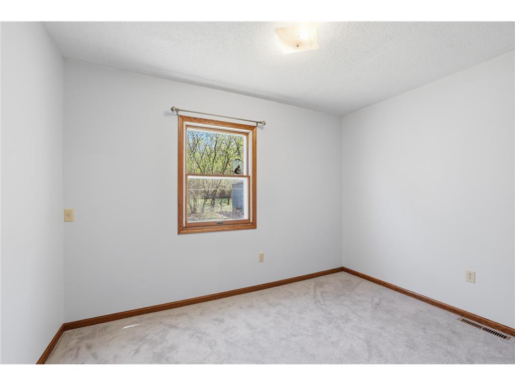 1001 W State Street Belle Plaine MN 56011 7060410 image16
