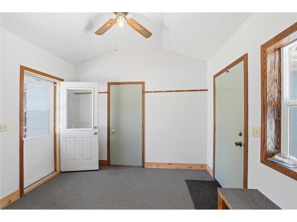 1001 W State Street Belle Plaine MN 56011 7060410 image21