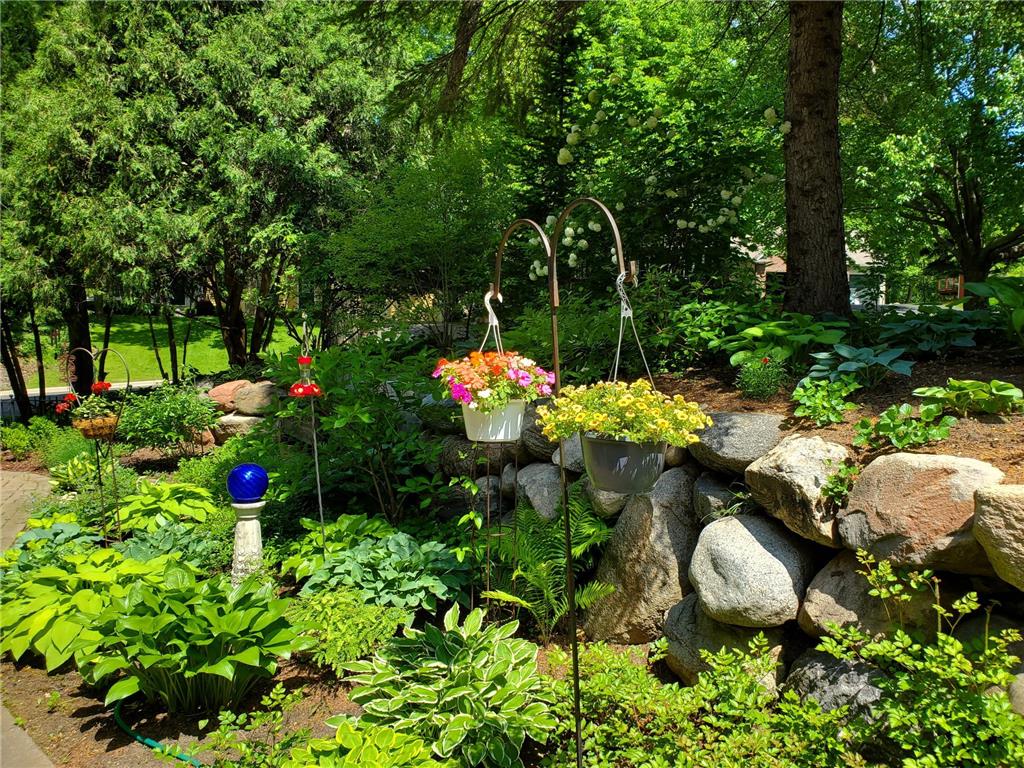 1001 Walden Court Burnsville MN 55337 7072688 image20