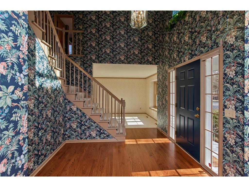 1001 Walden Court Burnsville MN 55337 7072688 image29