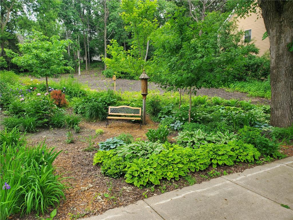 1001 Walden Court Burnsville MN 55337 7072688 image48